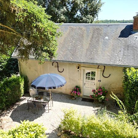 Charming Cottage In Chateau Les Roches Gardens Mont-Saint-Jean  Exteriér fotografie
