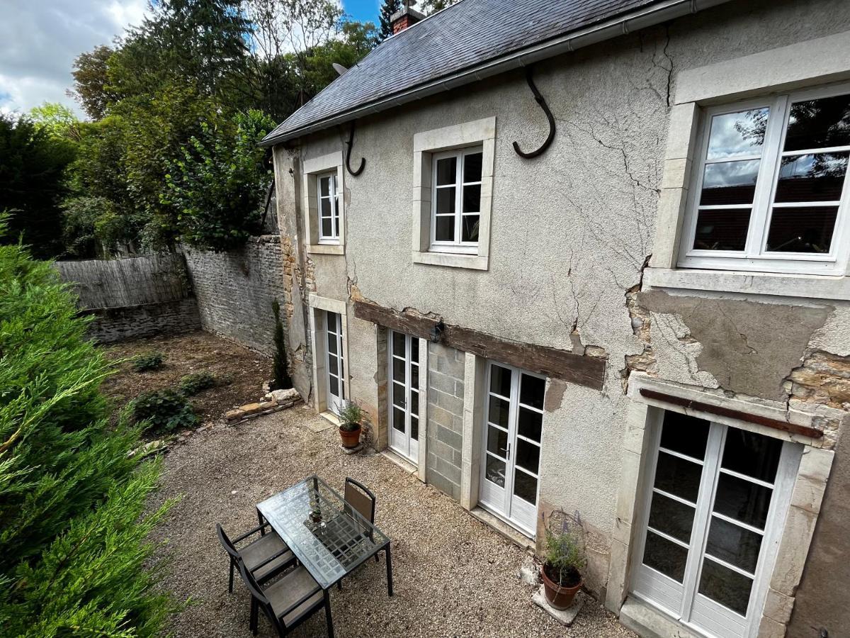 Charming Cottage In Chateau Les Roches Gardens Mont-Saint-Jean  Exteriér fotografie